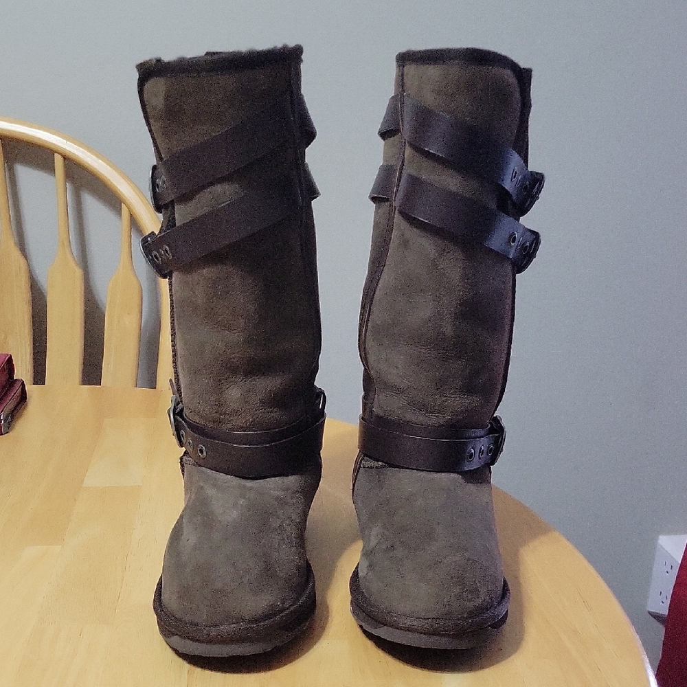 EMU Dark Brown With Belts Design
